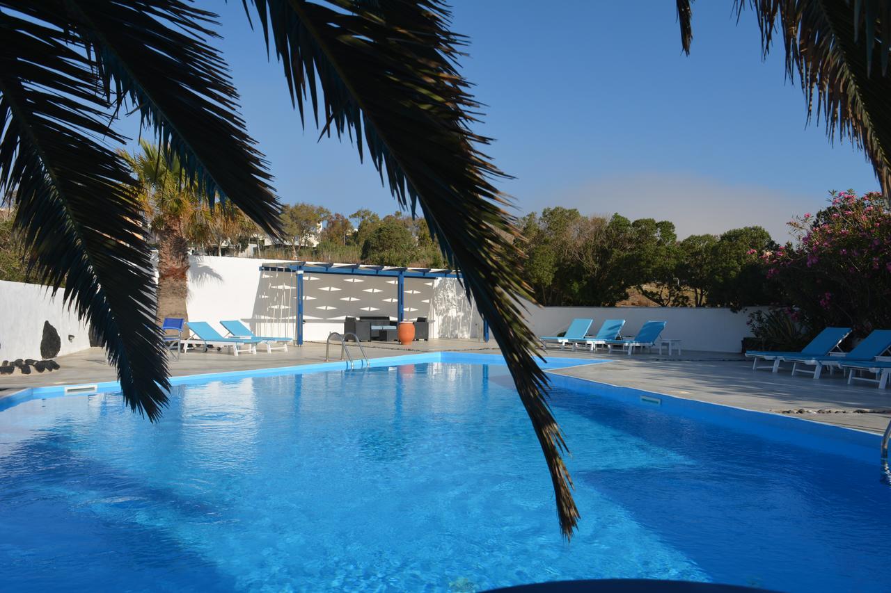 Melina Hotel Fira  Luaran gambar